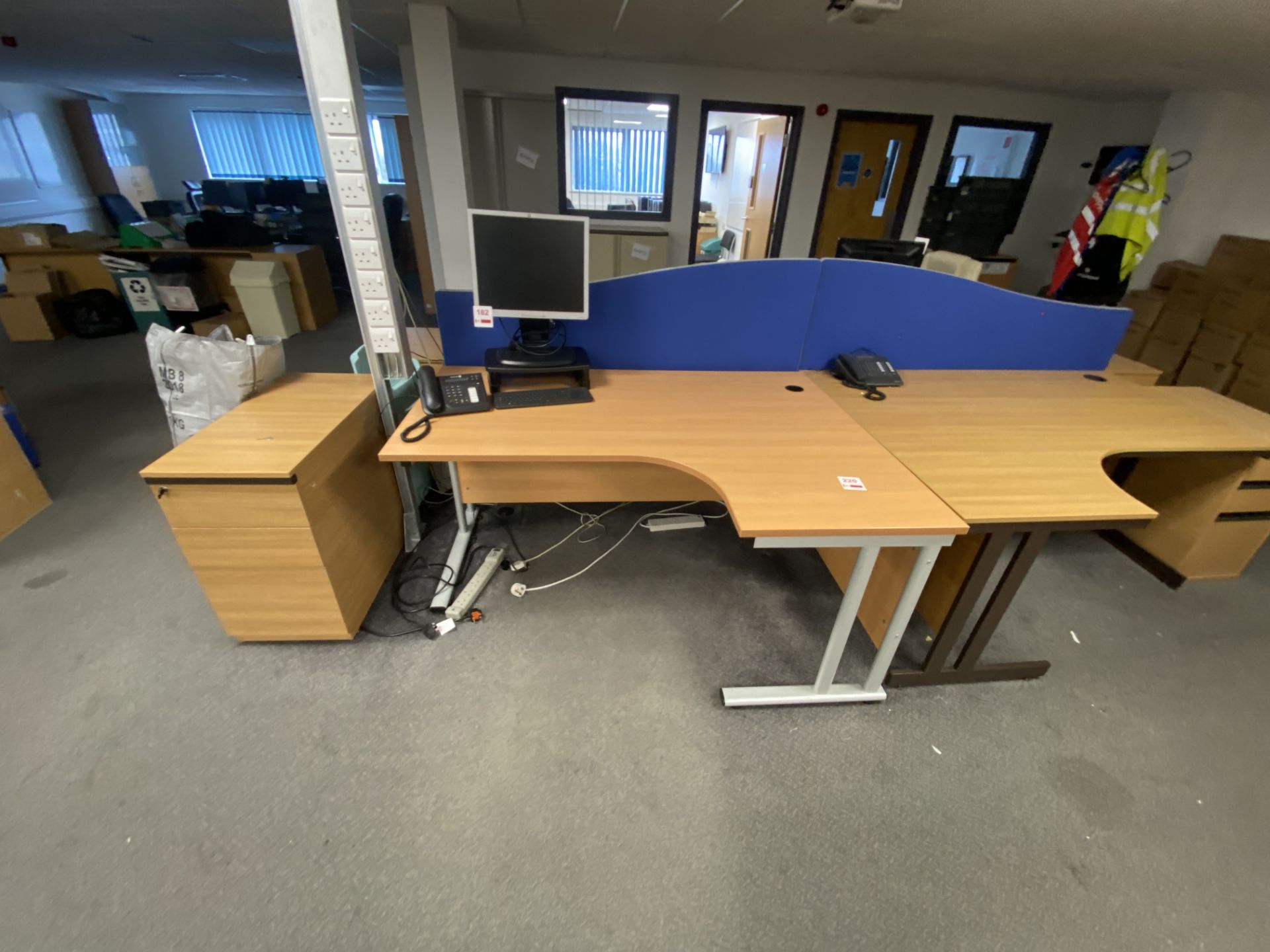 Four wood effect corner desks, six pedestal units, two dividers - Image 2 of 8