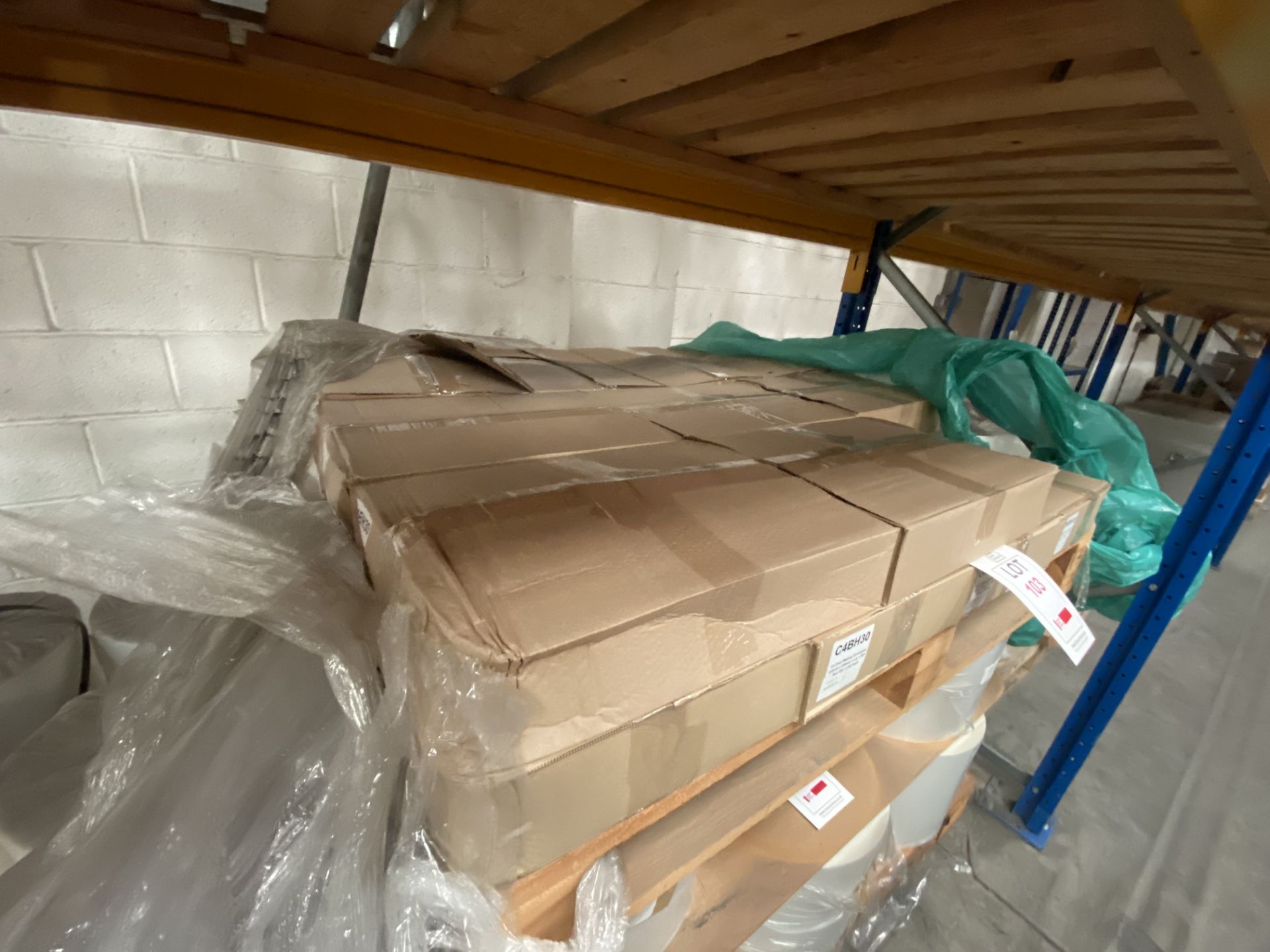 Part pallet containing 17 boxes of C4 clear mailing envelopes, 230mm x 305mm + lip + BH box quantity - Image 4 of 5