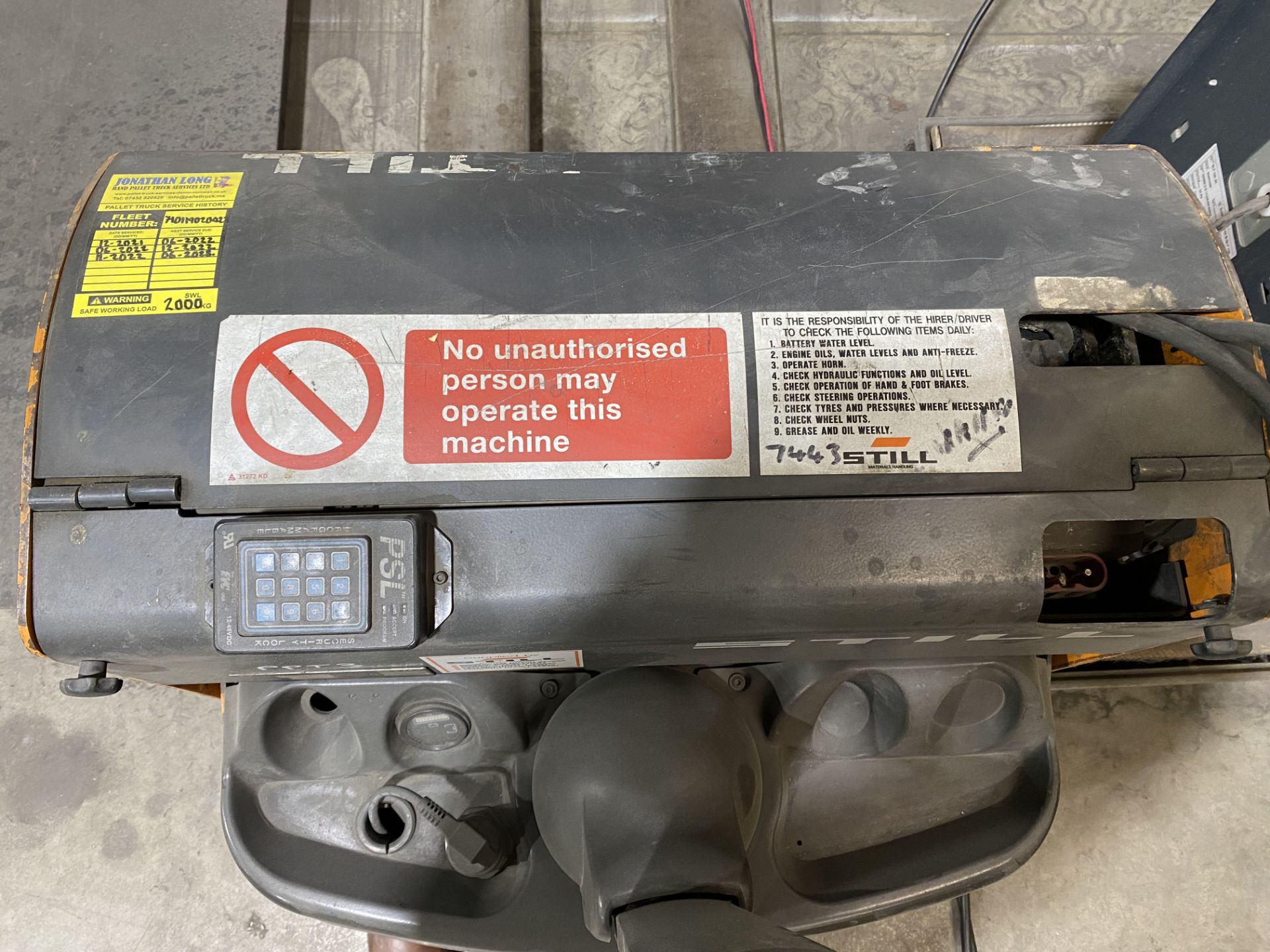 Still battery operated pedestrian pallet truck, type FGU20, serial no. 710119020422 (2000) with - Image 2 of 8