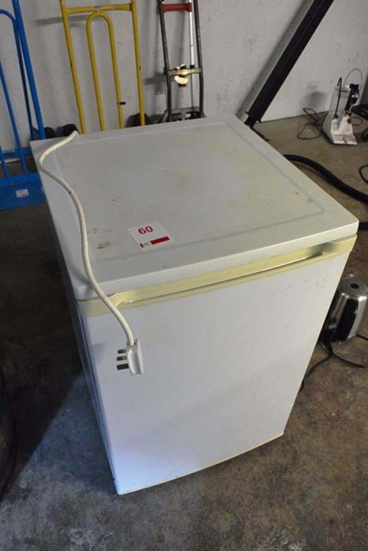 Curry's Essentials freezer, model CUF55W12. This Lot is Located: Black Tor Brewery, Units 5 & 6,