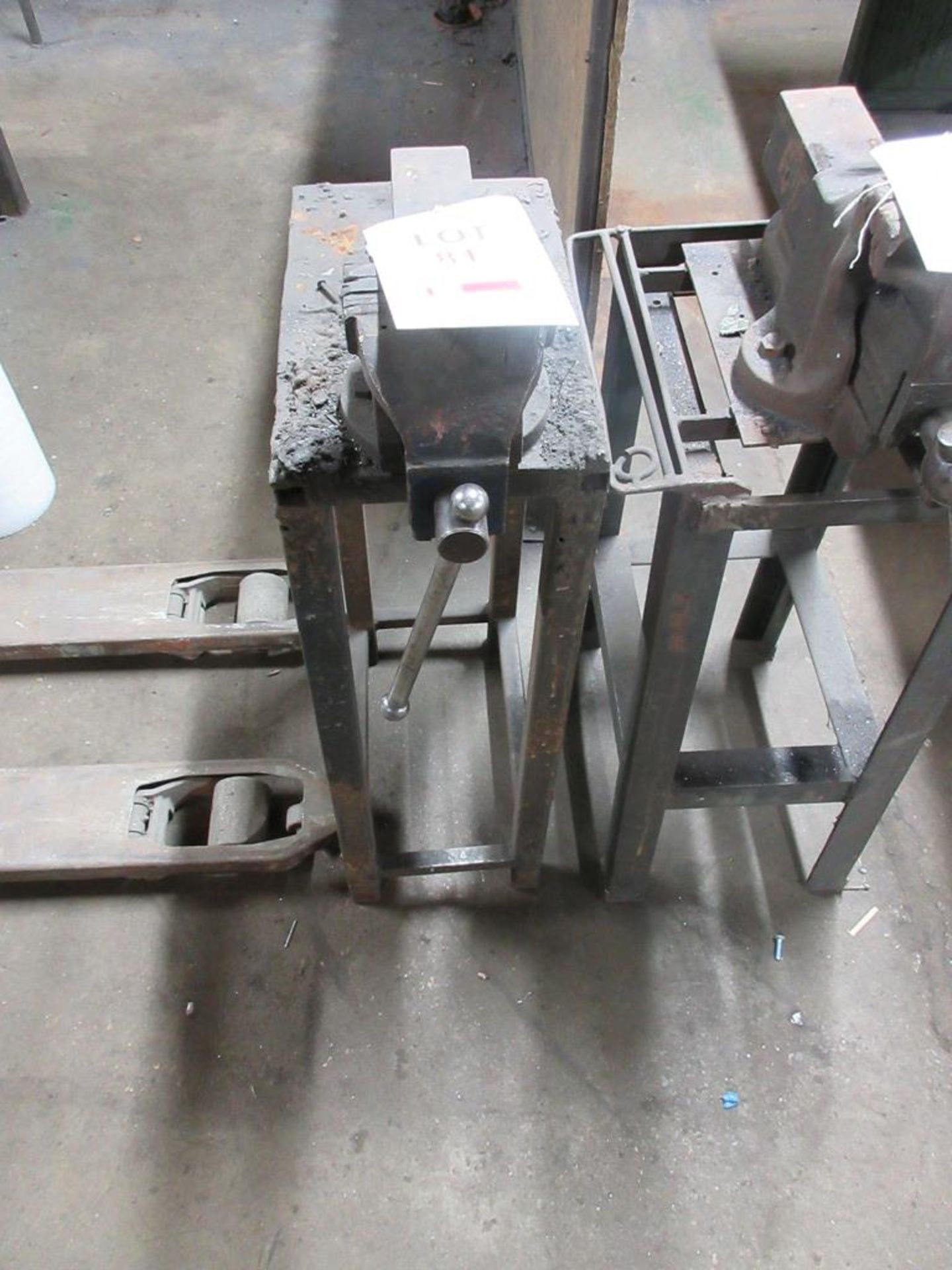 Bench vice 5", mounted on stand