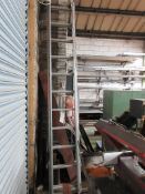 Aluminium double extension ladder