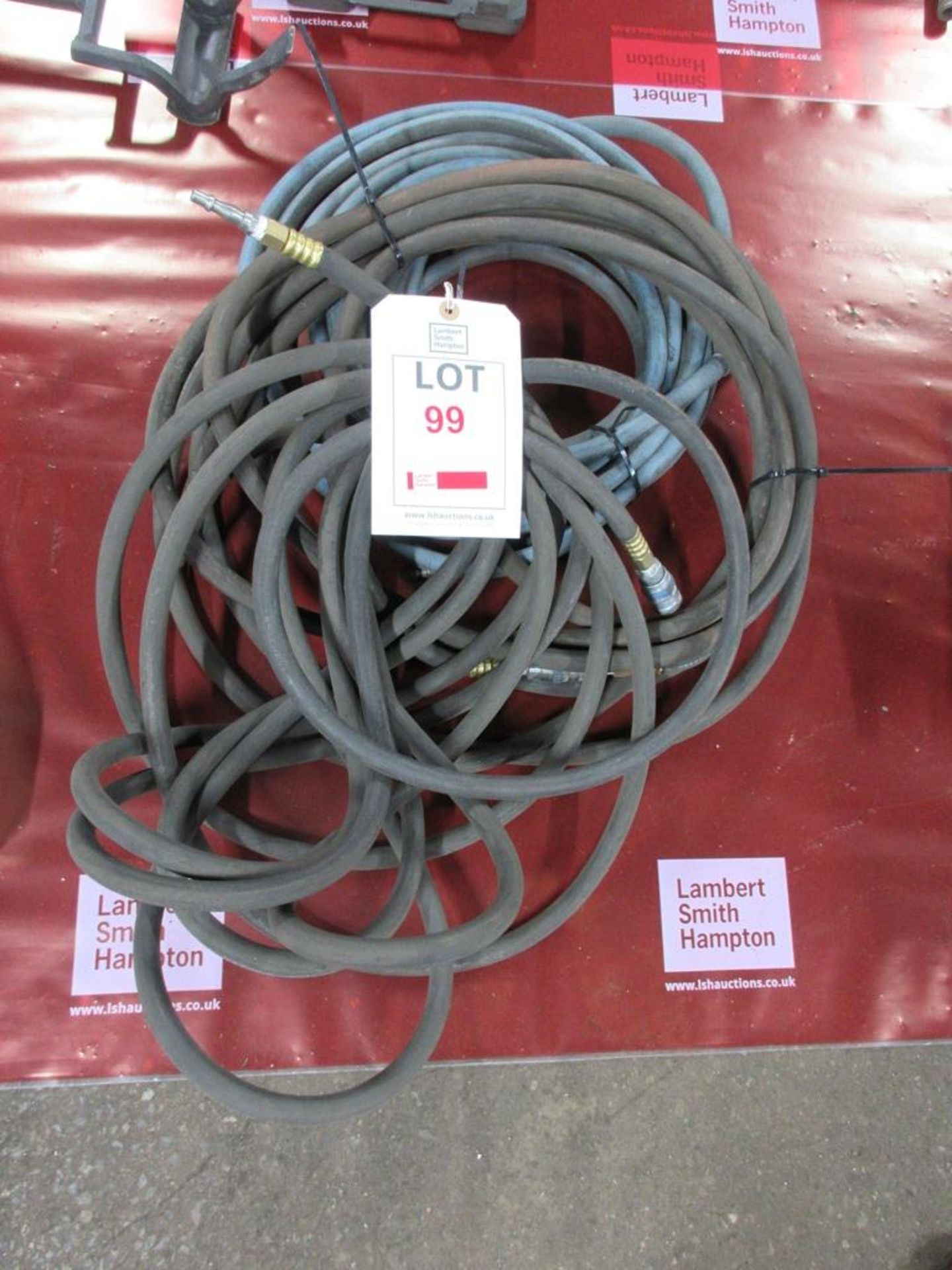 Assorted airline hoses
