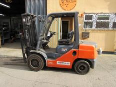 Toyota Tonero 30 diesel ride on, dual mast forklift truck, model 02-FD30, serial no. 02-