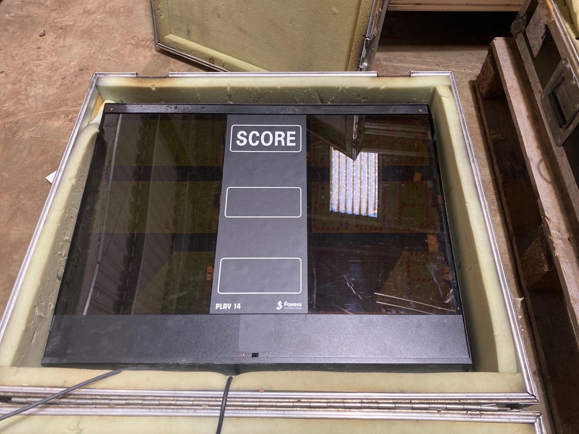 Two large Favero electronic design play 14 digital scoreboard complete with flight cases (scoreboard - Image 4 of 8