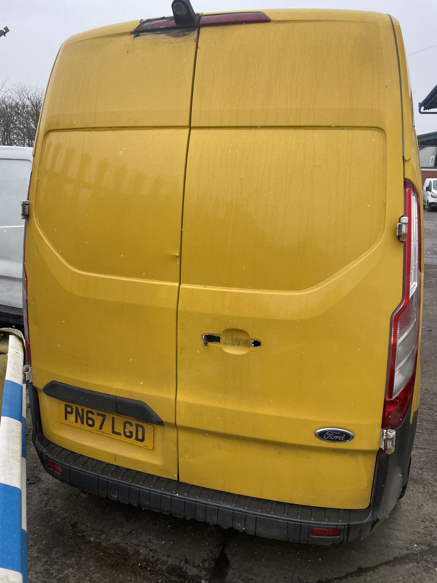 2017 Ford Transit panel van - Image 7 of 9