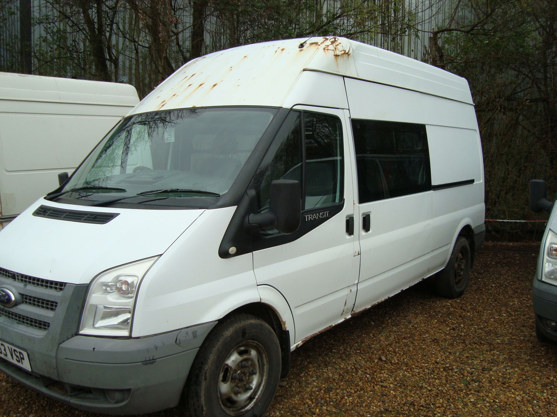 Ford Transit 125 T350 RWD 2.2 diesel, high roof, nine seat, crew cab panel van - Image 3 of 12