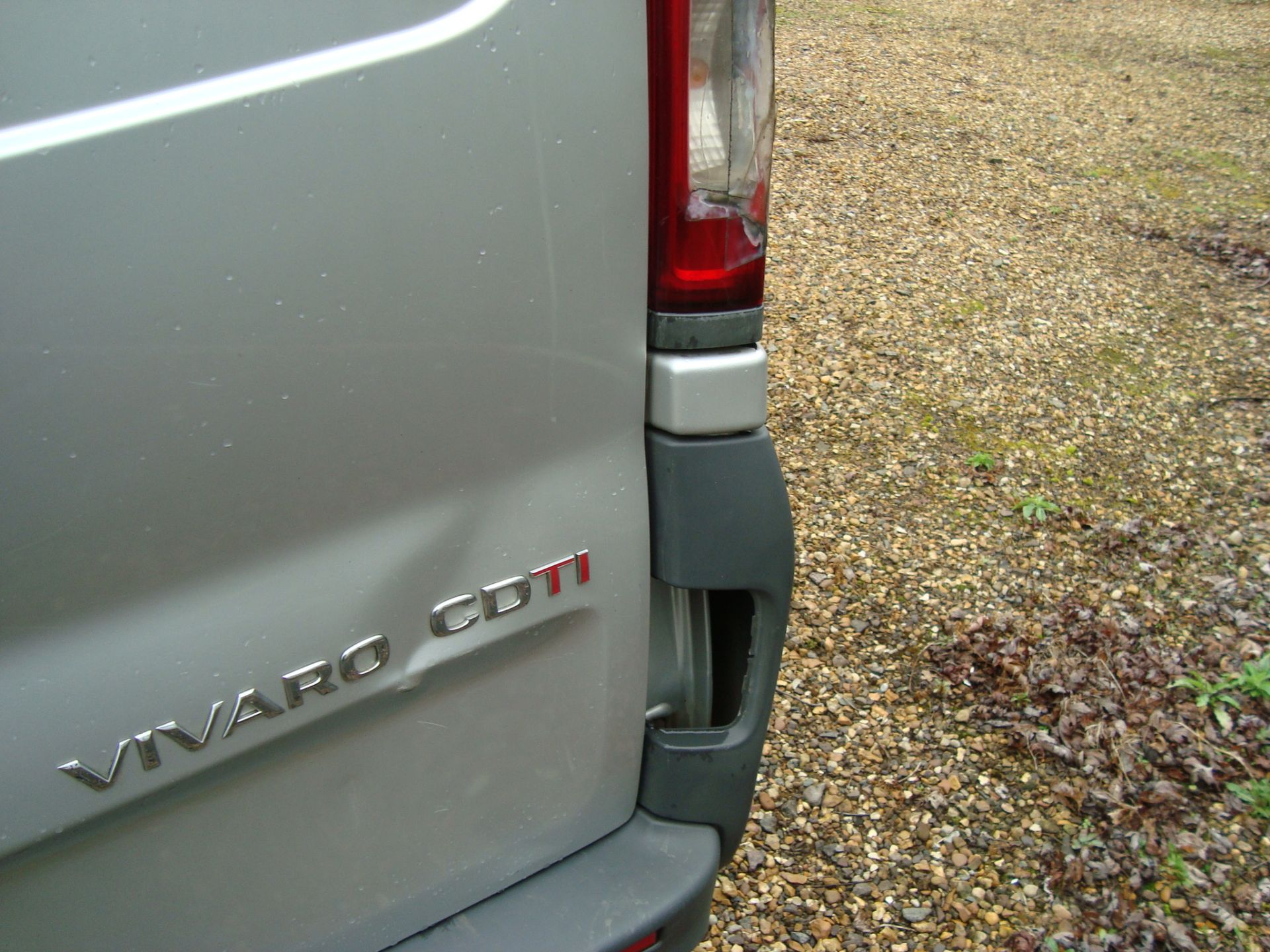 Vauxhall Vivaro 2900 CDTI 113 2.0 diesel long wheelbase six seat crew cab panel van - Image 8 of 14