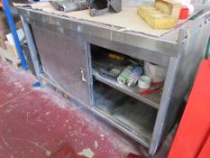 Two assorted cabinets 1500 x 645 / 920 x 450mm