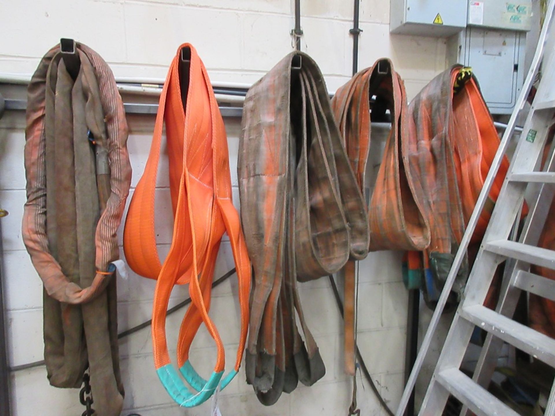 Quantity of assorted lifting strops (please see photographs) NB: This item has no record of Thorough