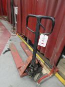 Pallet truck