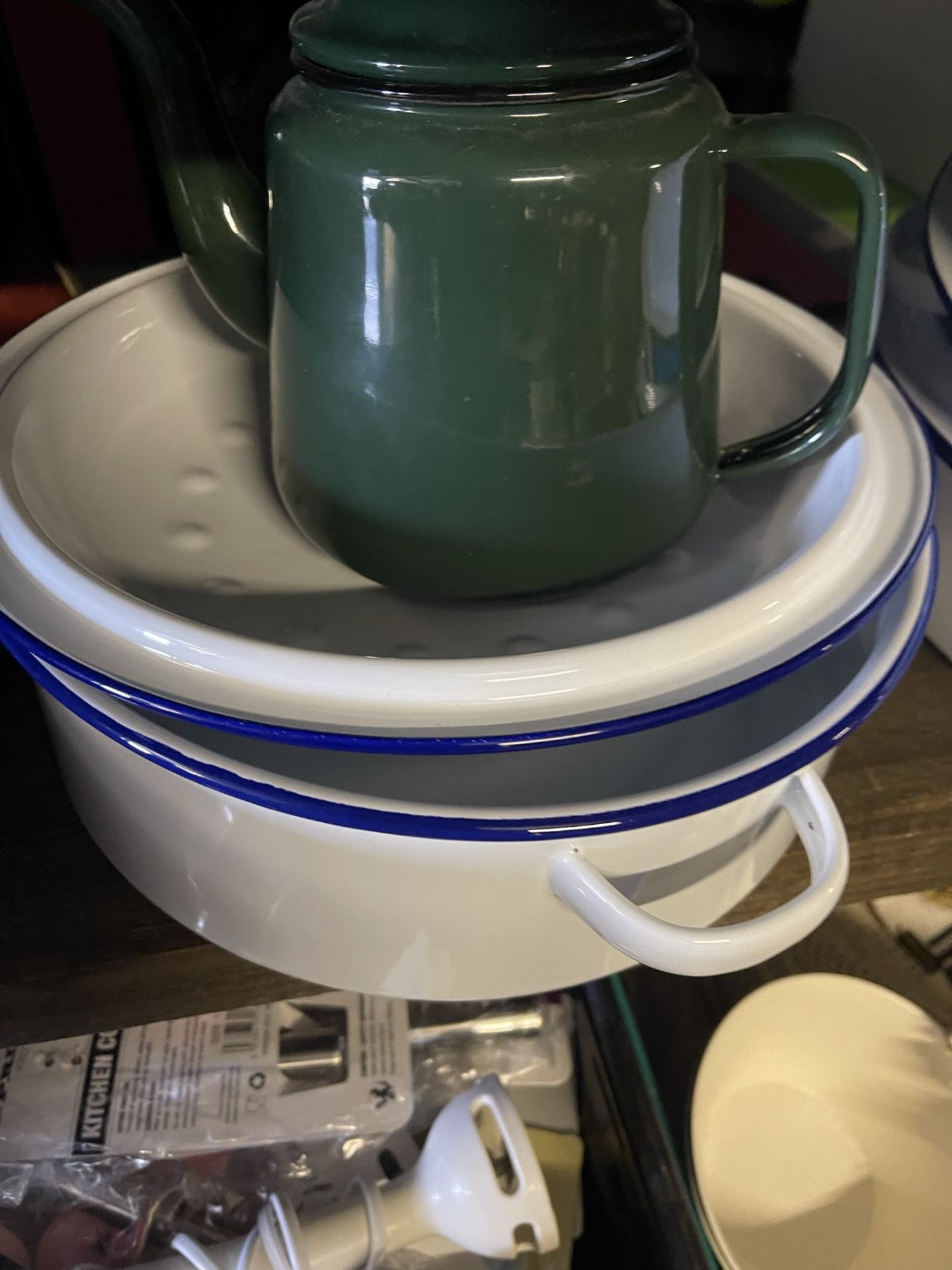 Two enamel roasters & one enamel teapot - Image 2 of 3