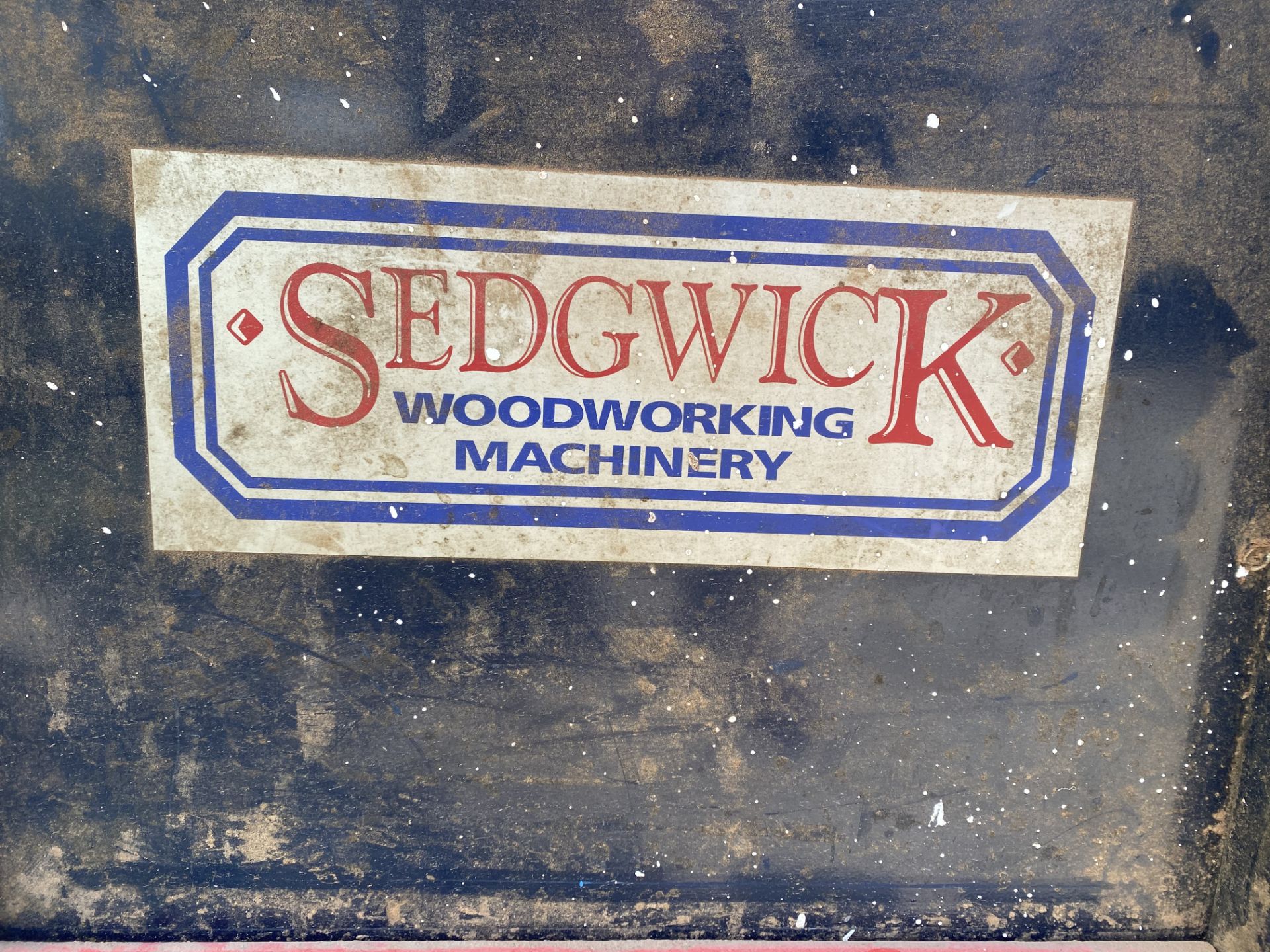 Sedgwick SM4 single spindle mould with overhead feeder - Image 9 of 13