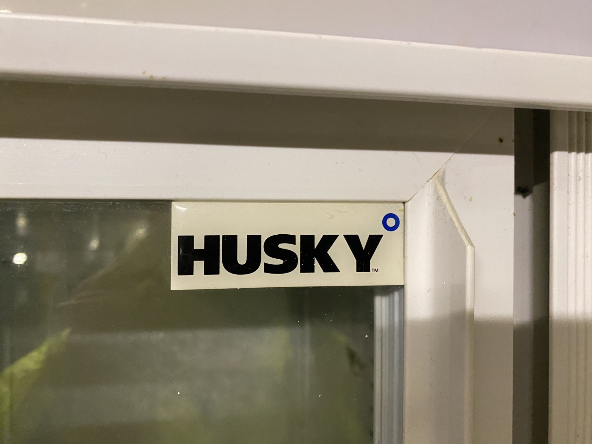 Husky double sliding door glass fronted upright display fridge, model HUS-C800-S - Image 2 of 4