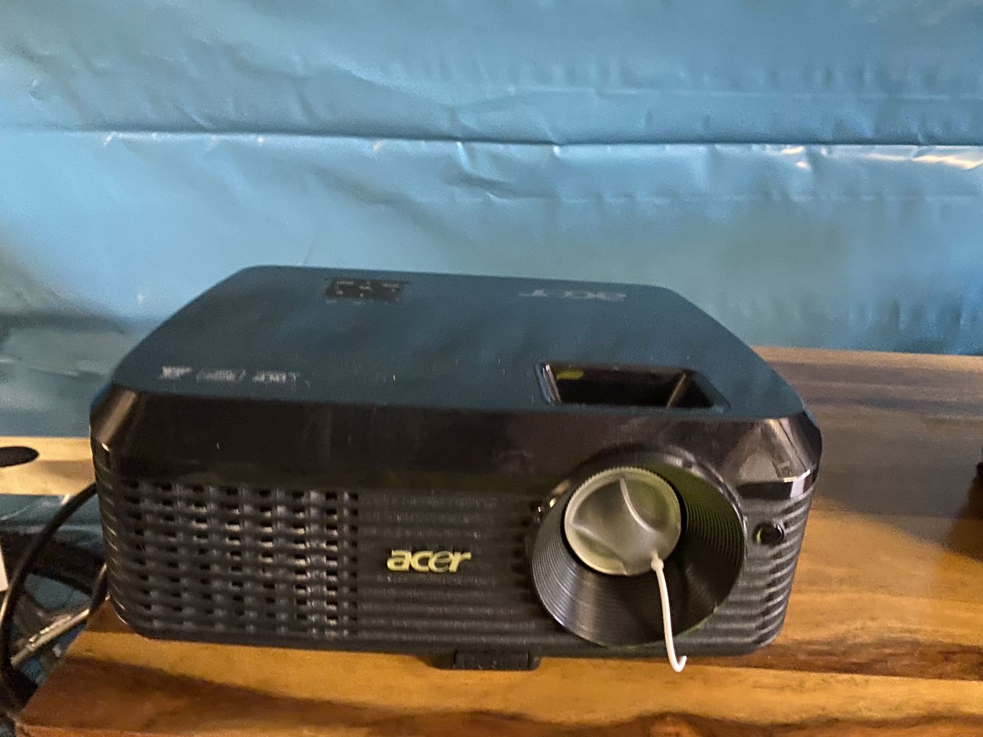 Acer X113OP projector (working condition unknown) - Image 2 of 6