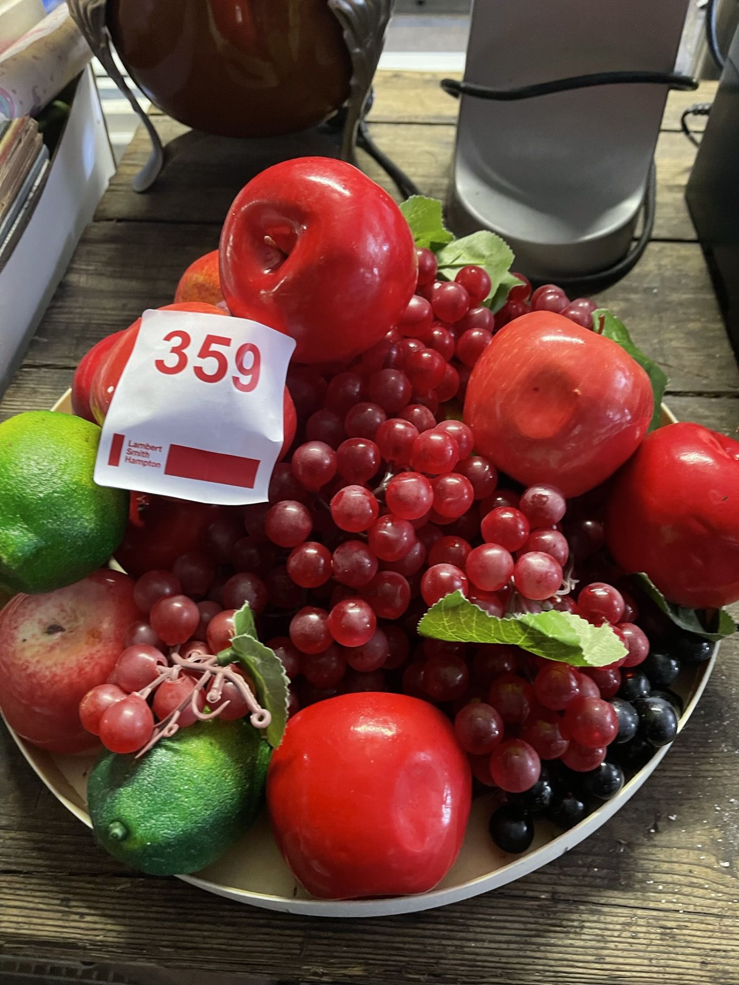 Tray of artificial fruit - Image 2 of 3