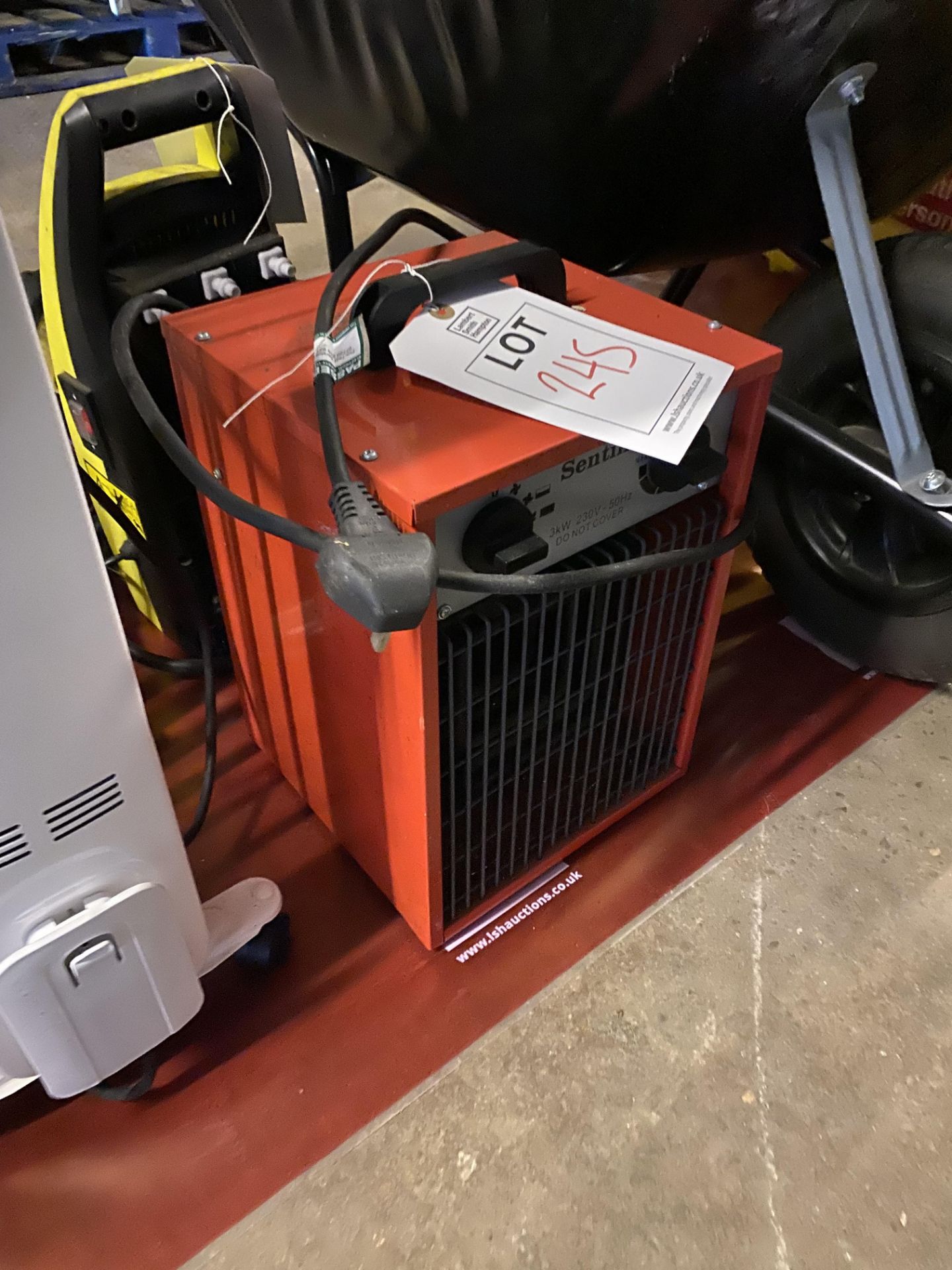Sentik electric 3kw heater - Image 2 of 3