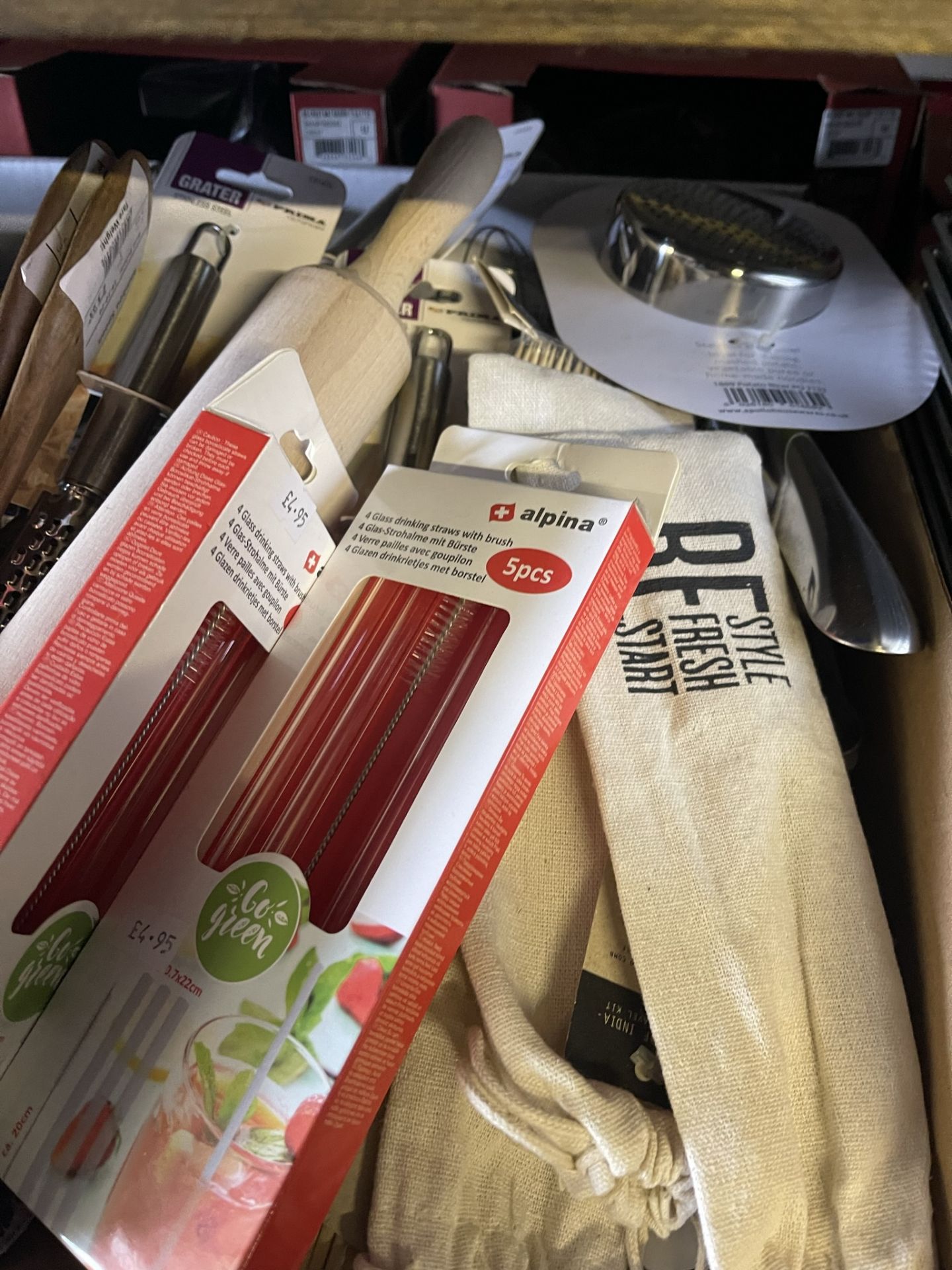 Two boxes of kitchen utensils - Image 3 of 4