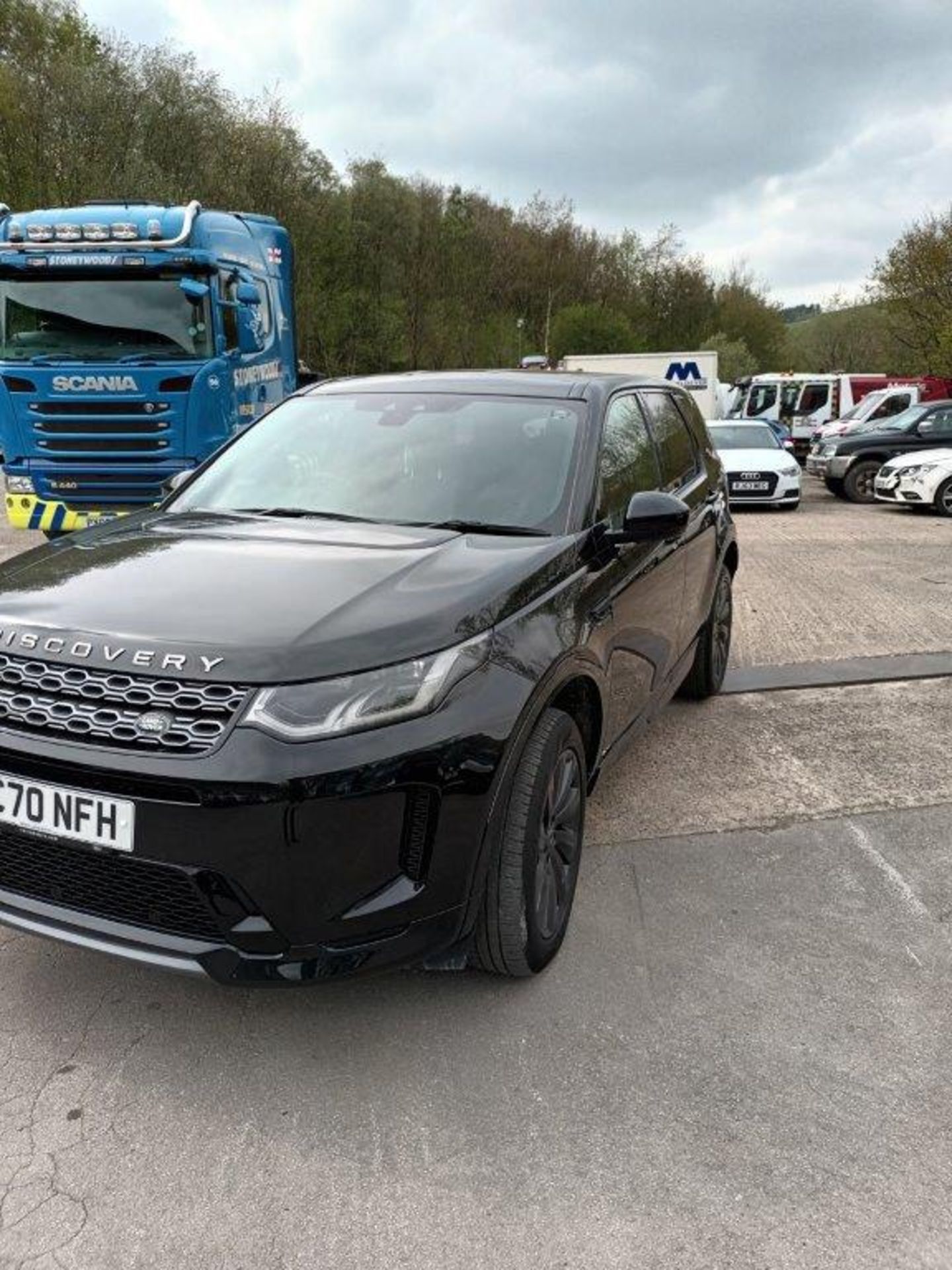 Land Rover Discovery Sport Diesel 2.0 D180 R-Dynamic SE 5dr Auto Station Wagon, registration plate - Image 2 of 23