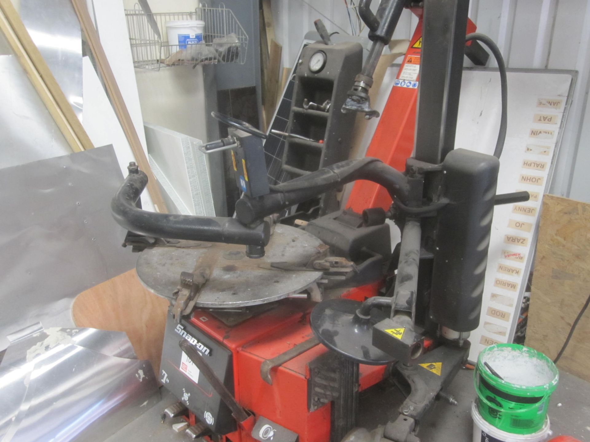 Snap-On tyre changer (2011), type T50 + MR