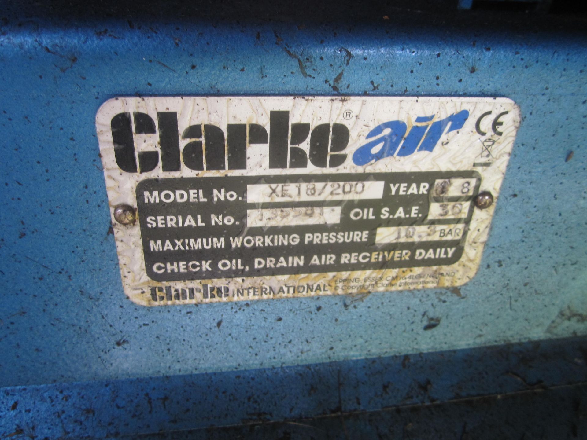 Clarke reciprocating air compressor set, mounted on horizontal air receiver, model XE18/200 (outside - Image 3 of 4