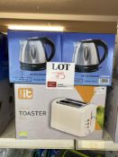 Two kettles, one toaster