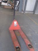 Hydraulic pallet truck