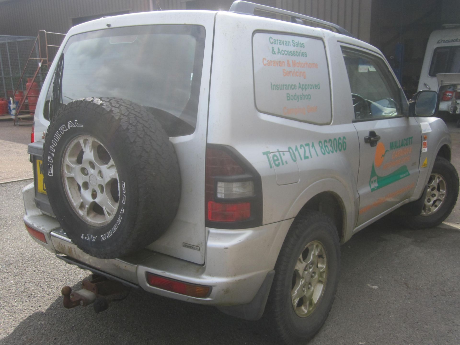 Mitsubishi Shogun DID Classic 4x4, reg no. WG52 OJO, MOT: not valid (SORN), recorded mileage 120,000 - Image 7 of 20