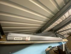 Dometic pull out awning (wall mounted)