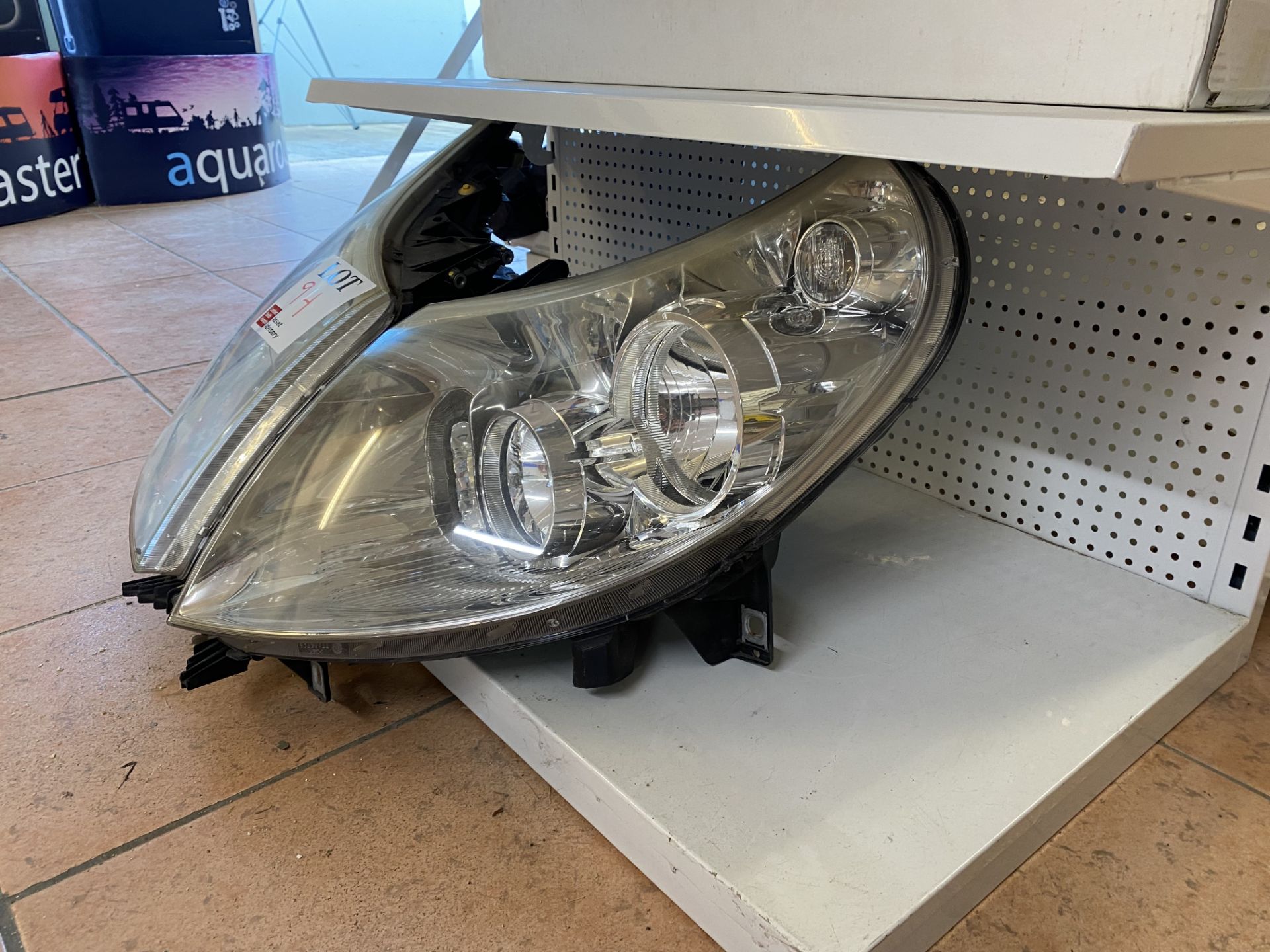 Two left hand drive (Fiat) motorhome headlights (please note that these headlights are NOT UK - Image 2 of 4