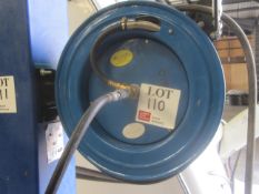 Wall mounted compressed air hose reel