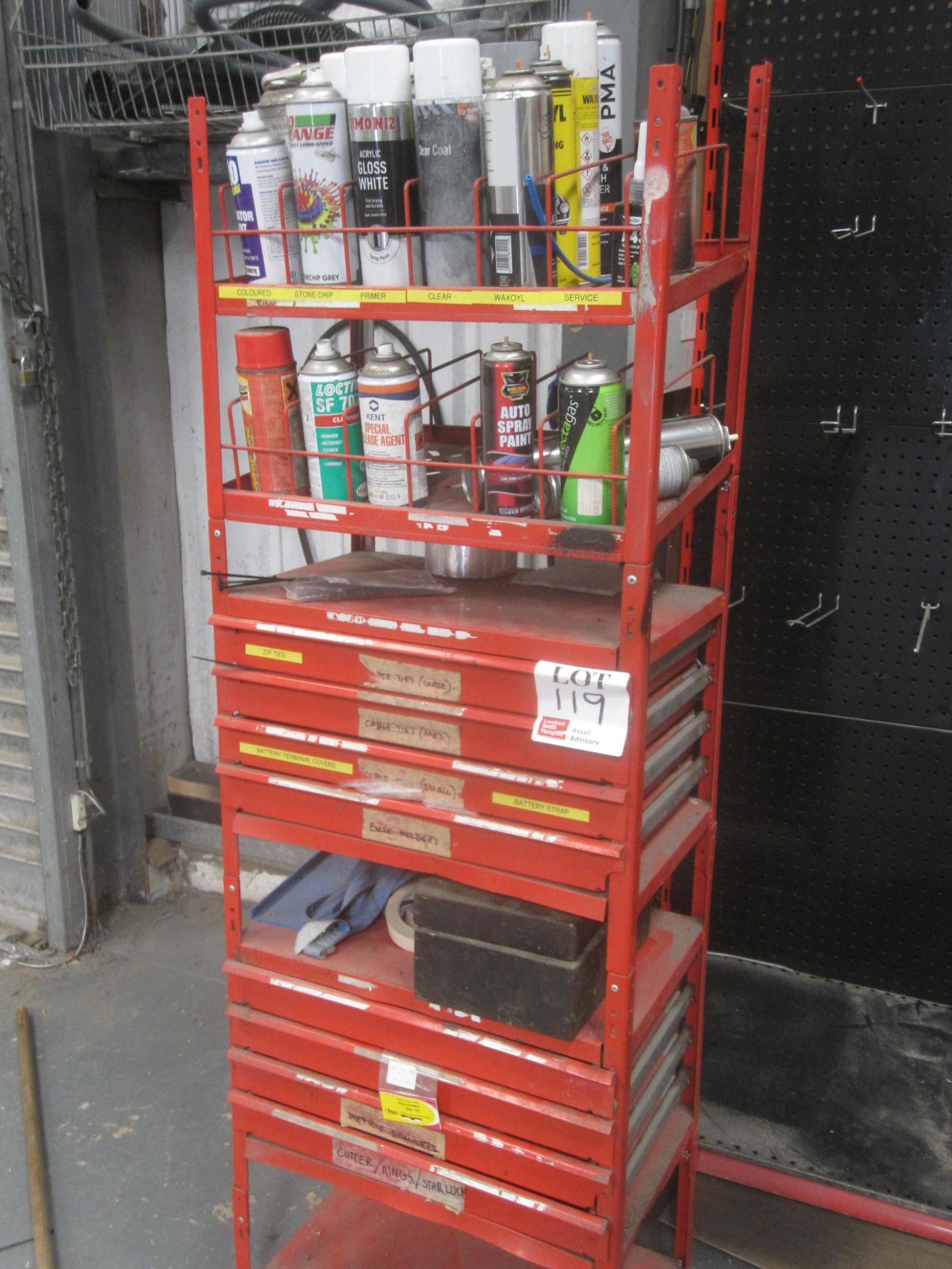 Storage cabinet and rack, red, with contents of straps, ties, rings and sundry stock - Image 2 of 4