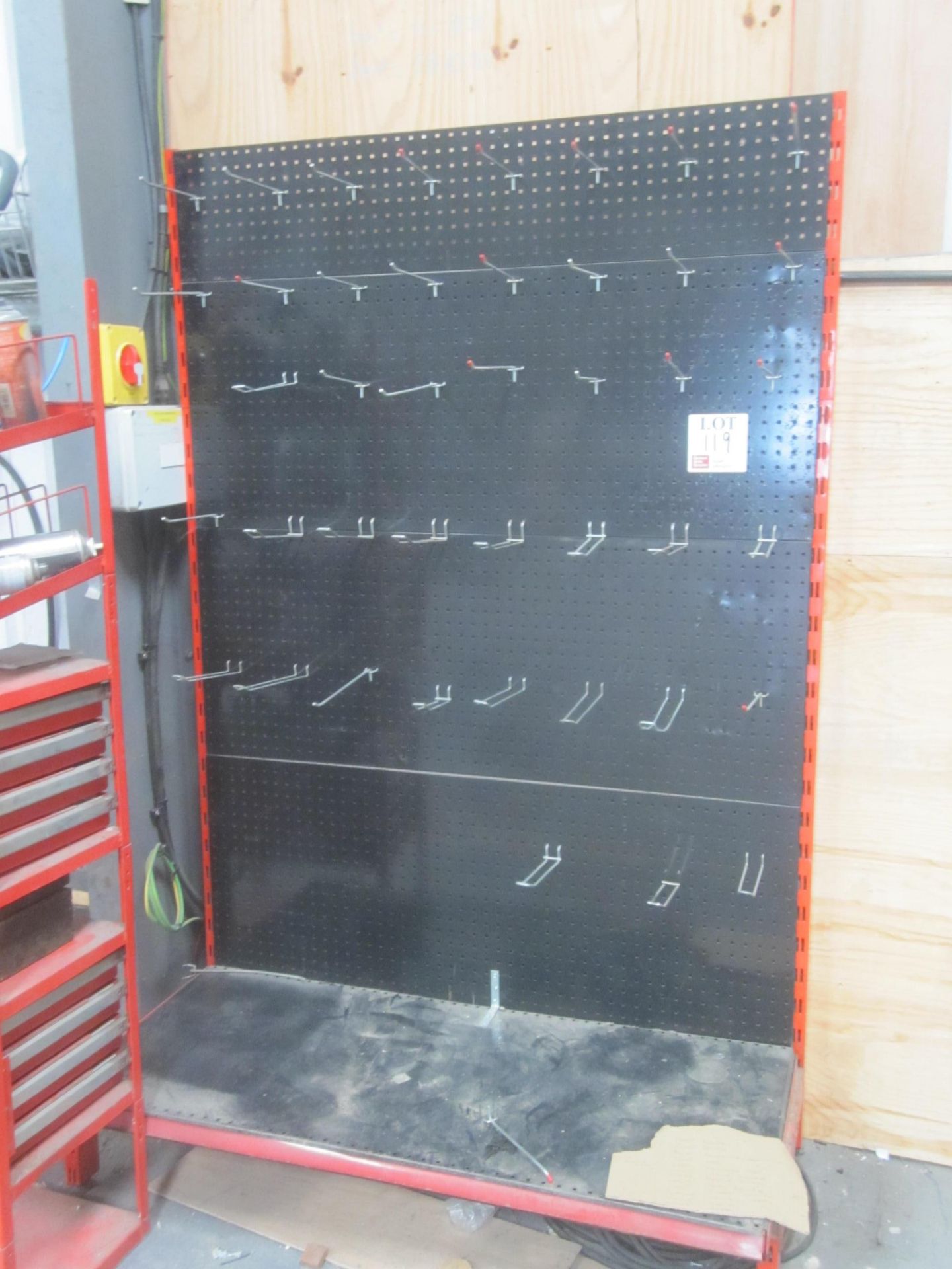 Storage cabinet and rack, red, with contents of straps, ties, rings and sundry stock - Image 3 of 4