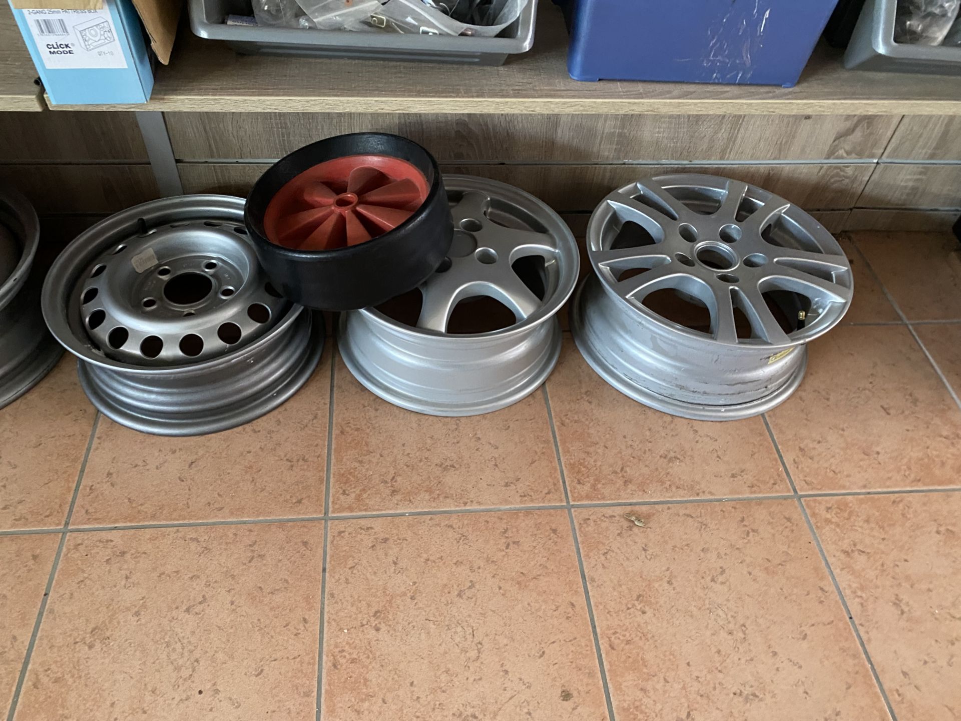 Seven various sized alloys and two plastic wheels - Image 2 of 3