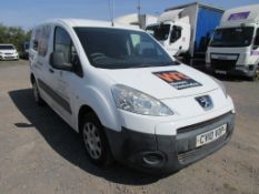 Peugeot Partner 850 Se 1.5Hdi car derived van, 88bhp Registration: CV10 VOP Recorded mileage 198,568