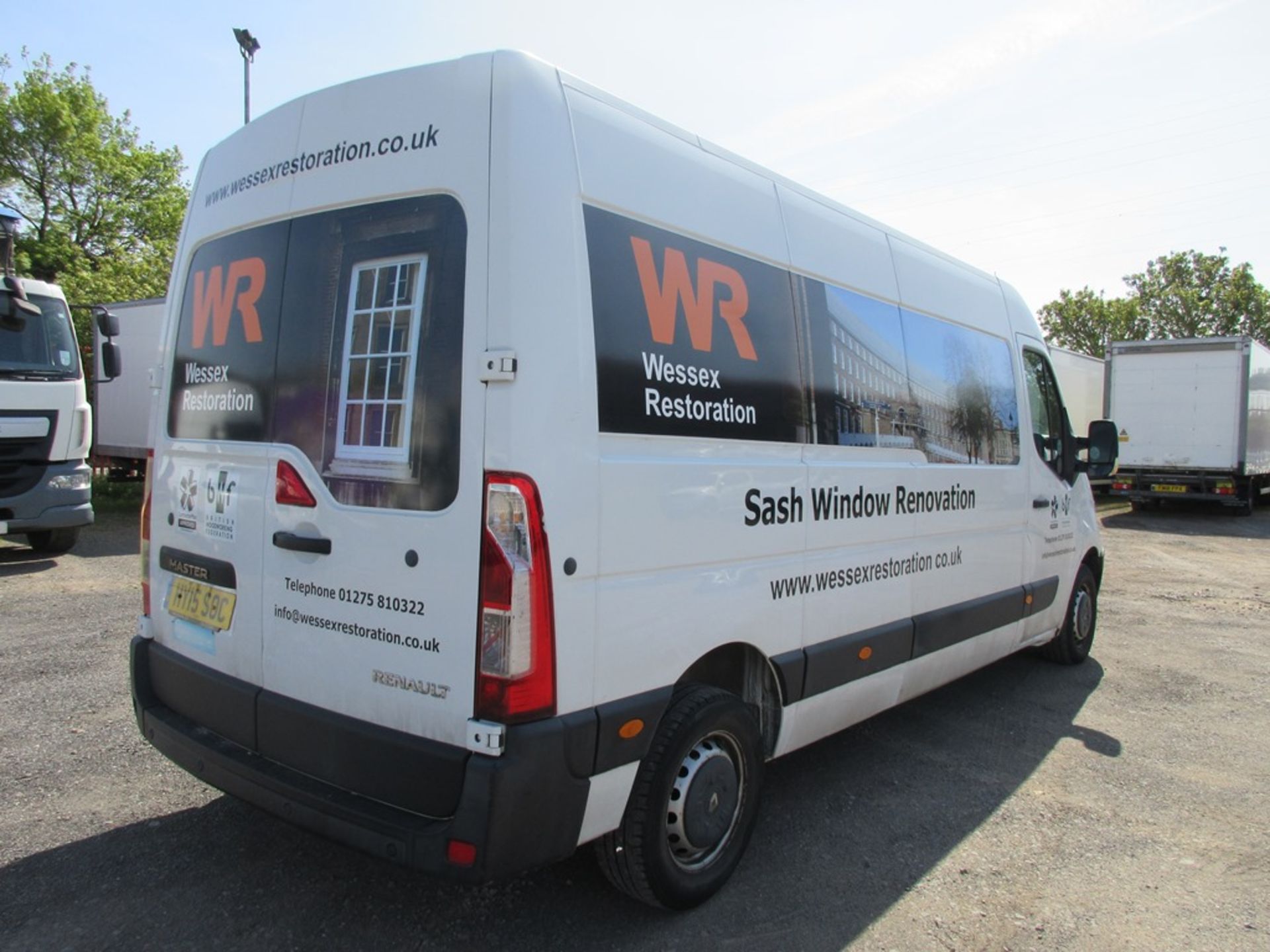 Renault Master LM35 L3H2 Business 2.3Dci LWB medium roof panel van, 109bhp Registration: HY15 SOC - Image 5 of 14