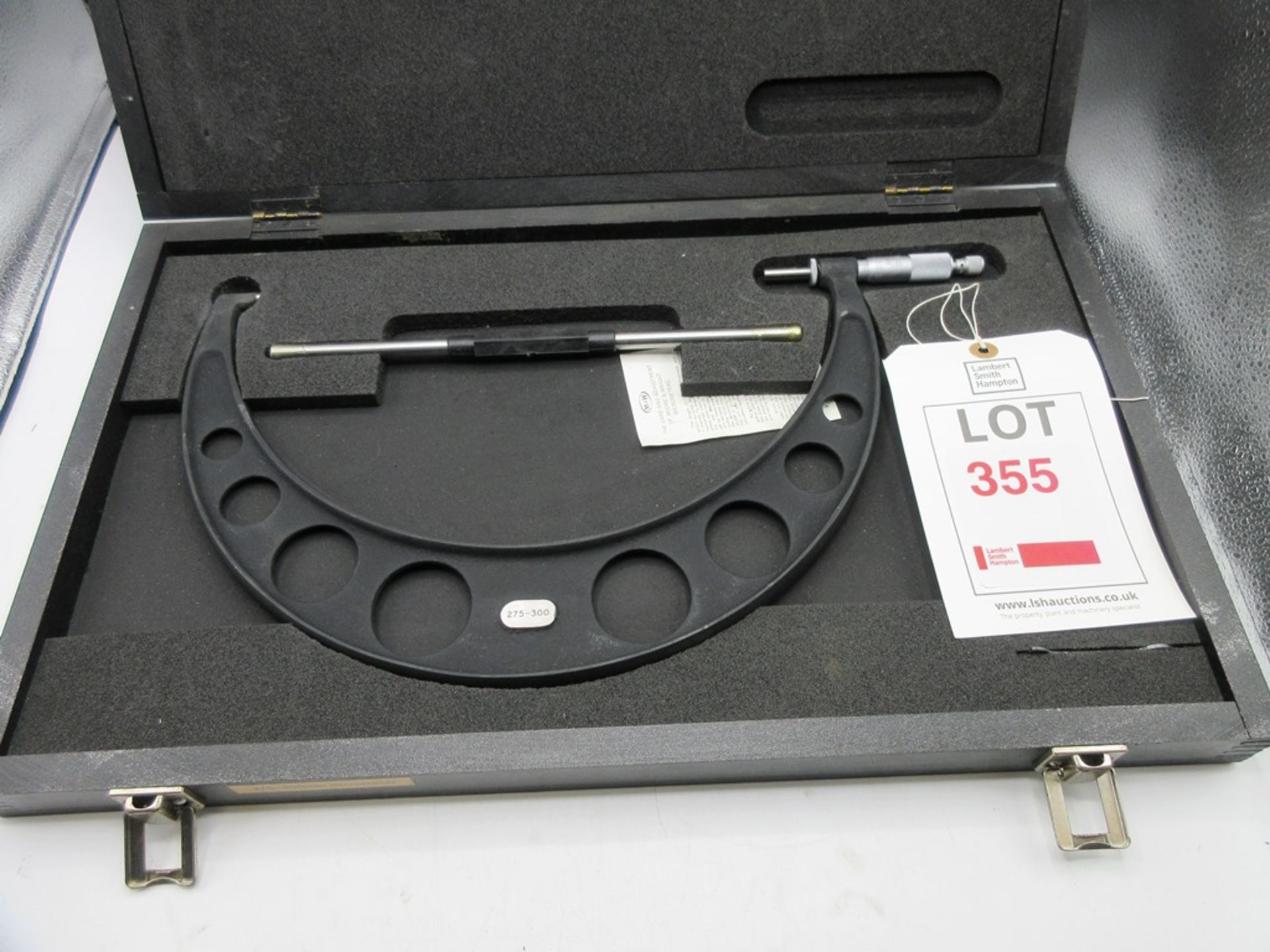 Moore and Wright 275 to 300mm micrometer