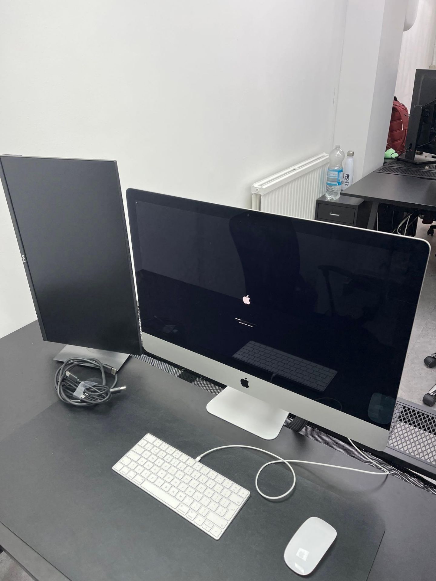 Apple 27inch Retina 5K 3.4GHz core i5 iMac , serial number C02XL1S3J1GG (Mid 2017) with Dell TFT