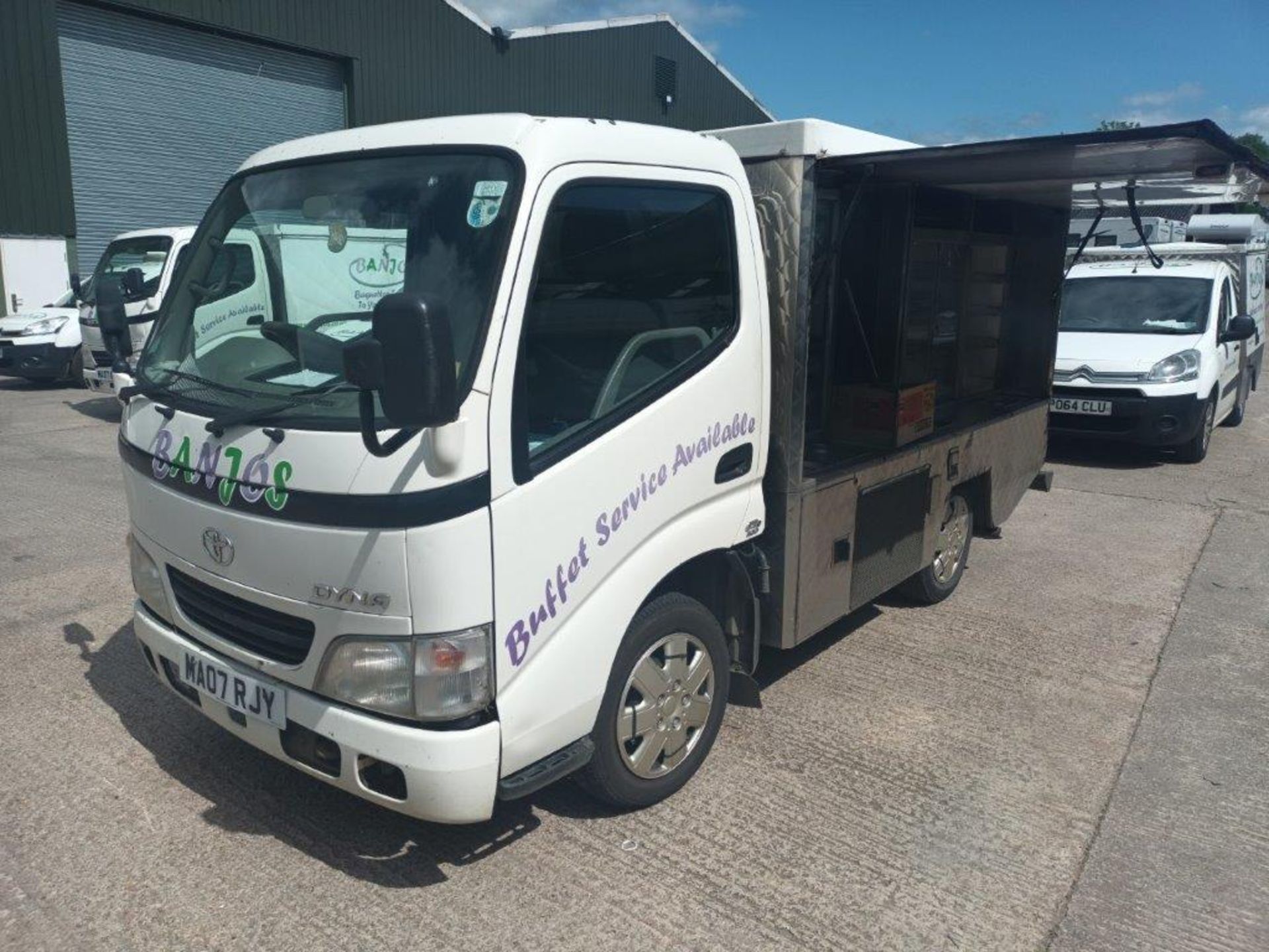 Toyota Dyno 300 D-4D SWB Spec fitted Jiffy cab sandwich catering van, registration plate MA07RJY - Image 2 of 11