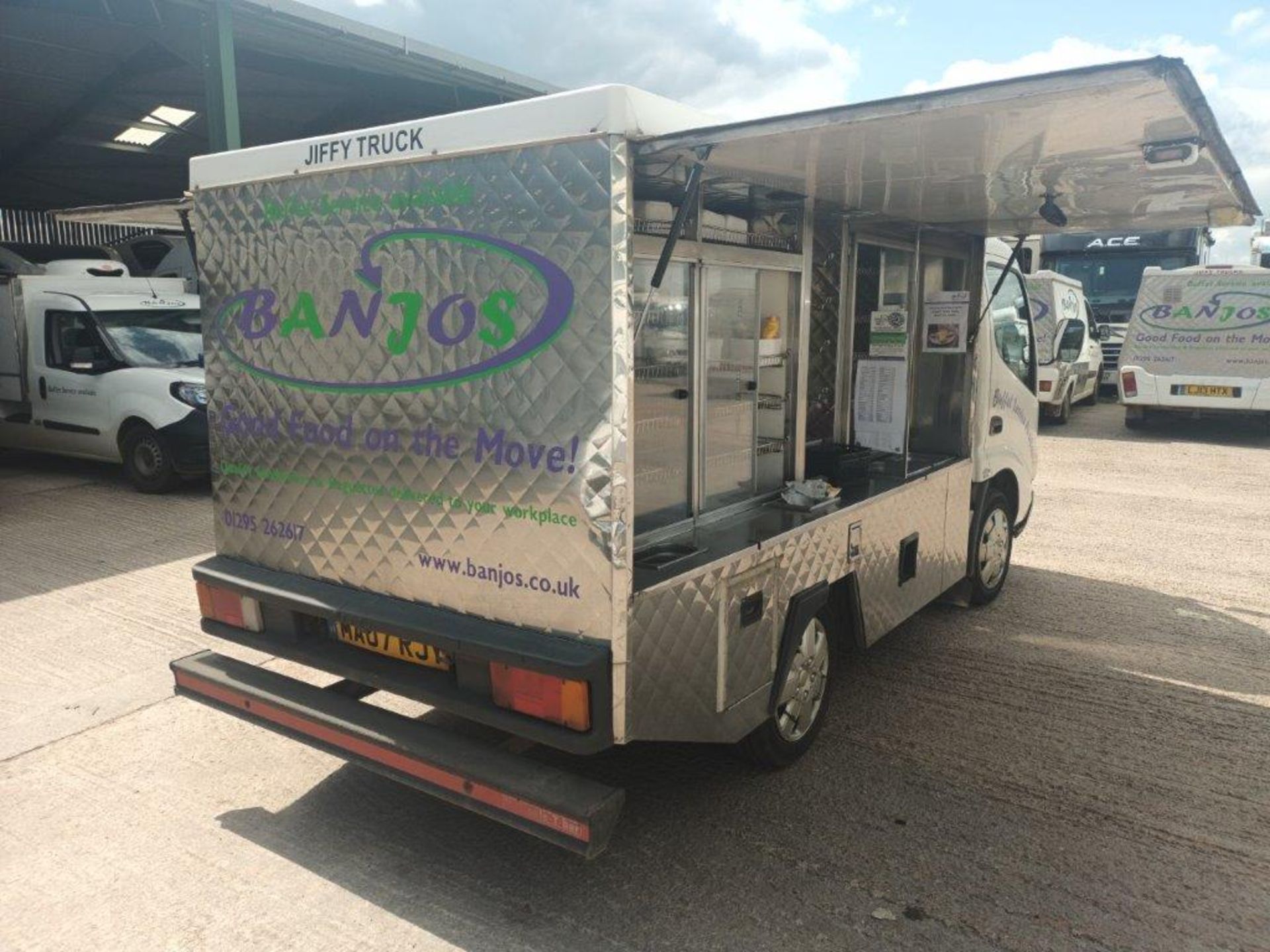 Toyota Dyno 300 D-4D SWB Spec fitted Jiffy cab sandwich catering van, registration plate MA07RJY - Image 4 of 11