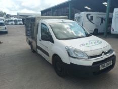 Citroen Berlingo 1000 X HDI Jiffy cab sandwich catering van, registration plate PN63NYO