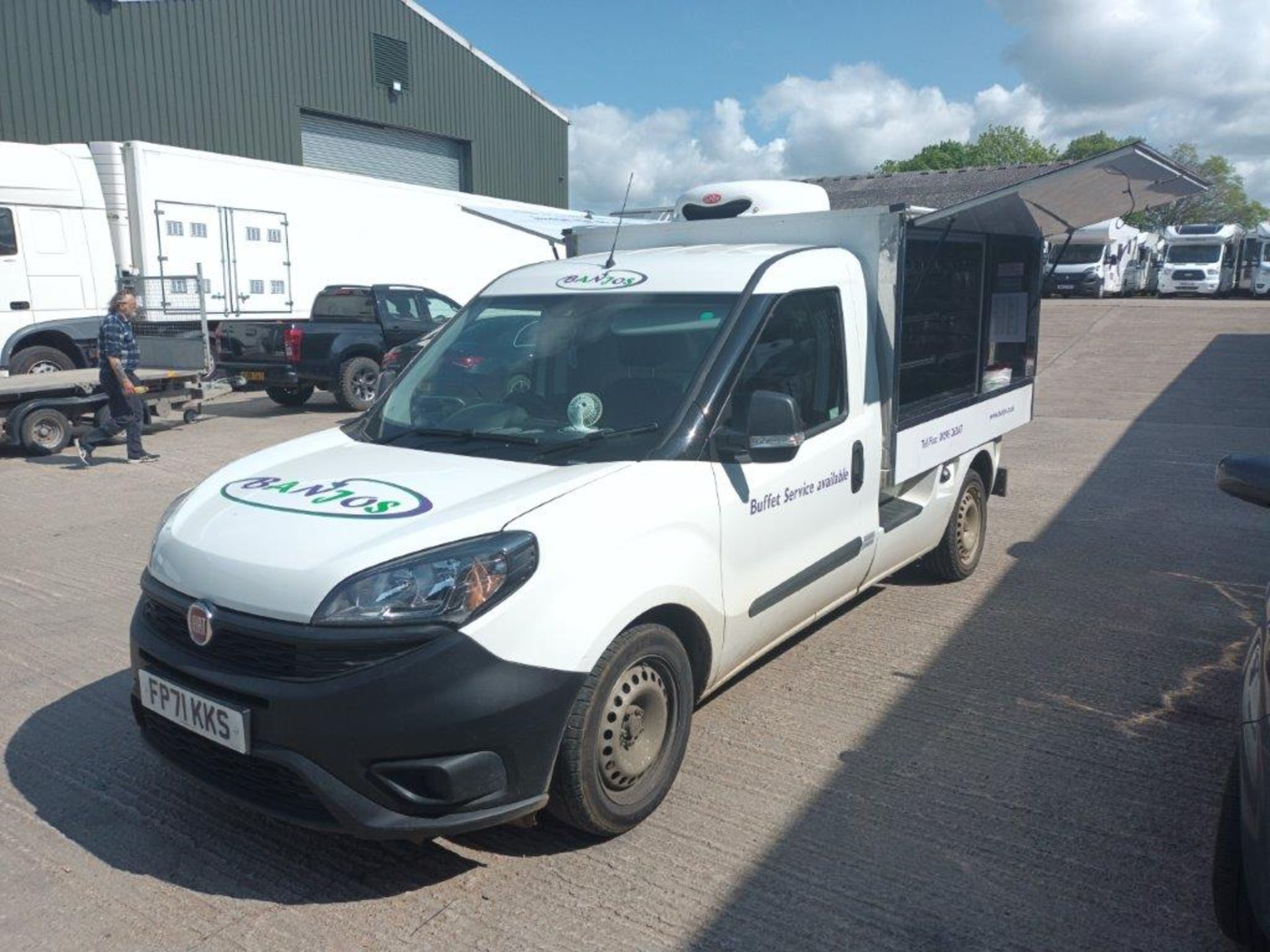 Fiat Doblo 16V MULTIJET II Optimus Primo Maxi insulated and refrigerated sandwich catering van, - Image 2 of 11