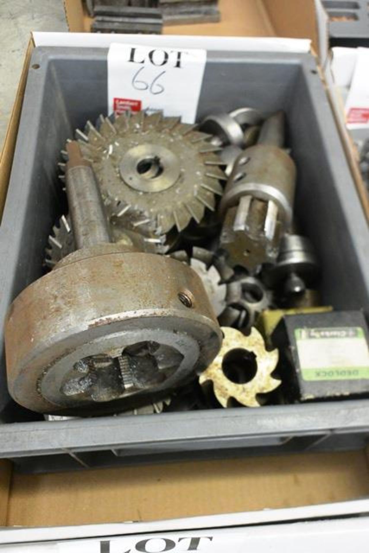 Box and contents to include various cutters, horizontal face/side borers. (Please note, This lot