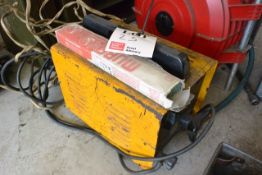 Topweld 180 240v welder (Please note, This lot must be collected on Monday 17th or Tuesday 18th