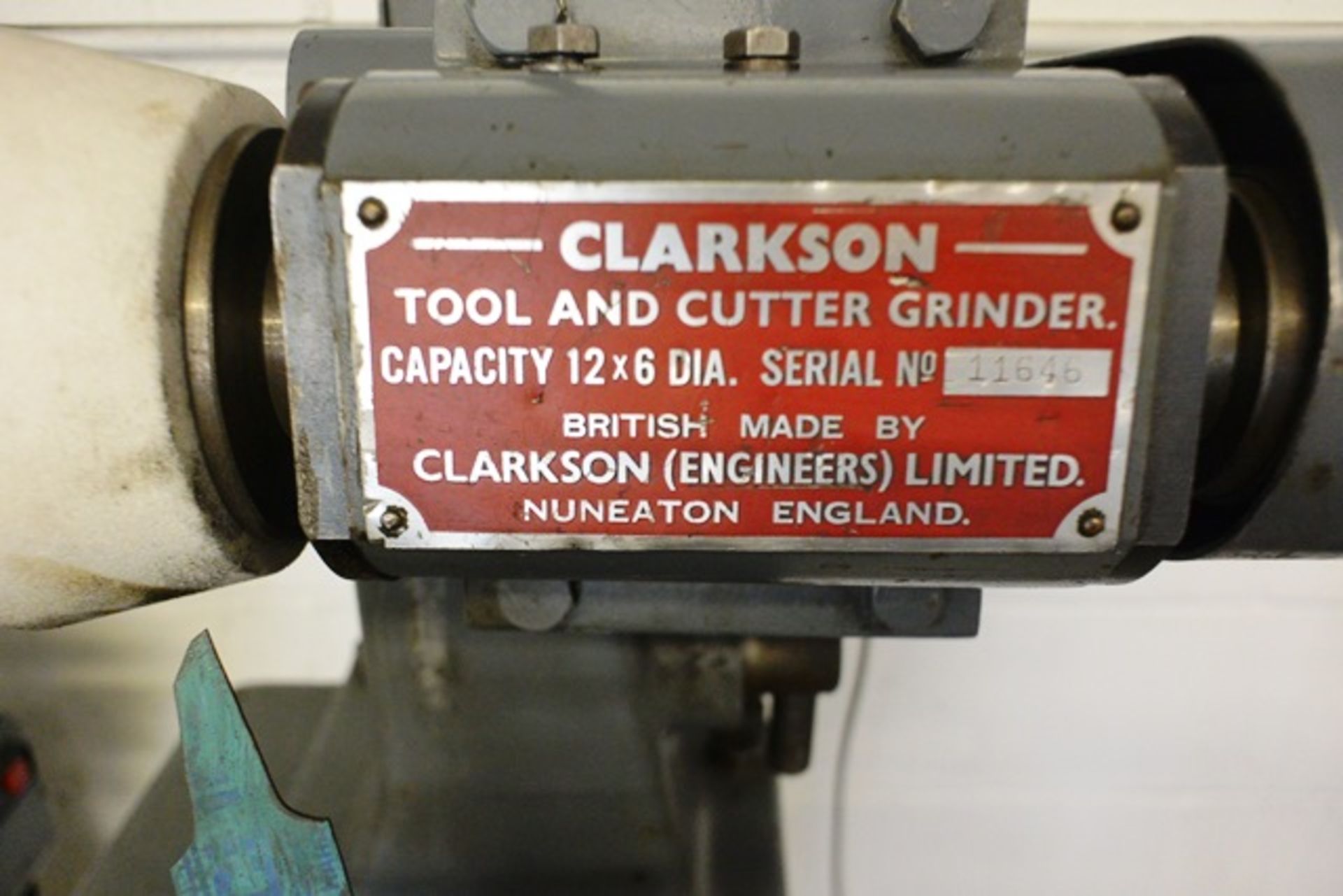 Clarkson Tool and Cutter Grinder, capacity 12 x 6" diameter serial no. 11646 (3 phase - plugged) ( - Bild 2 aus 3