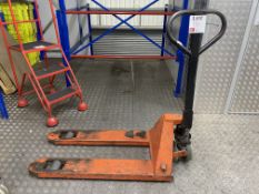 Pallet truck