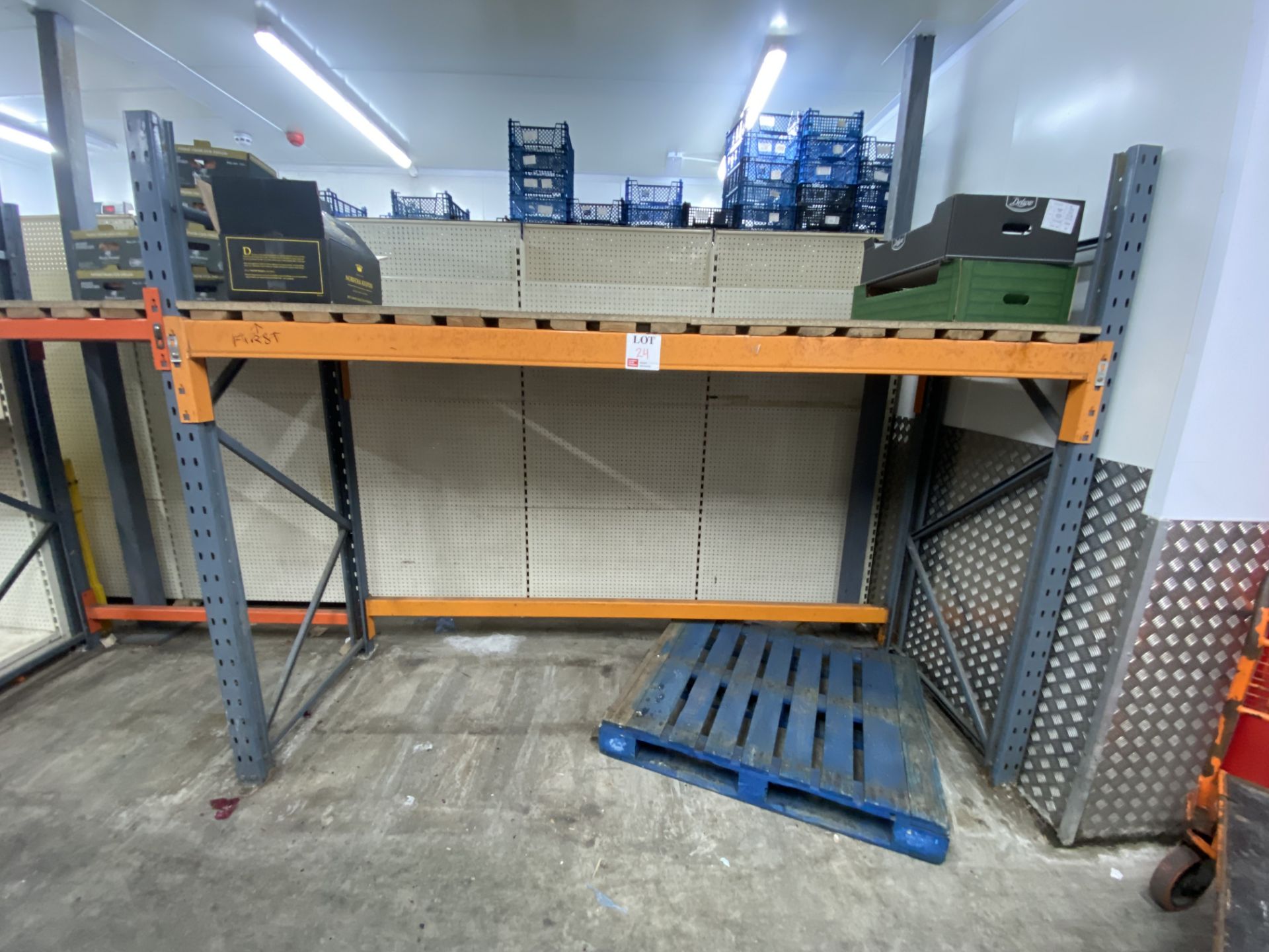 2 x 1 shelf racks, approx measurements: (height 2.15m x length 2.75m x width 90cm), (height 2.15m - Image 3 of 4