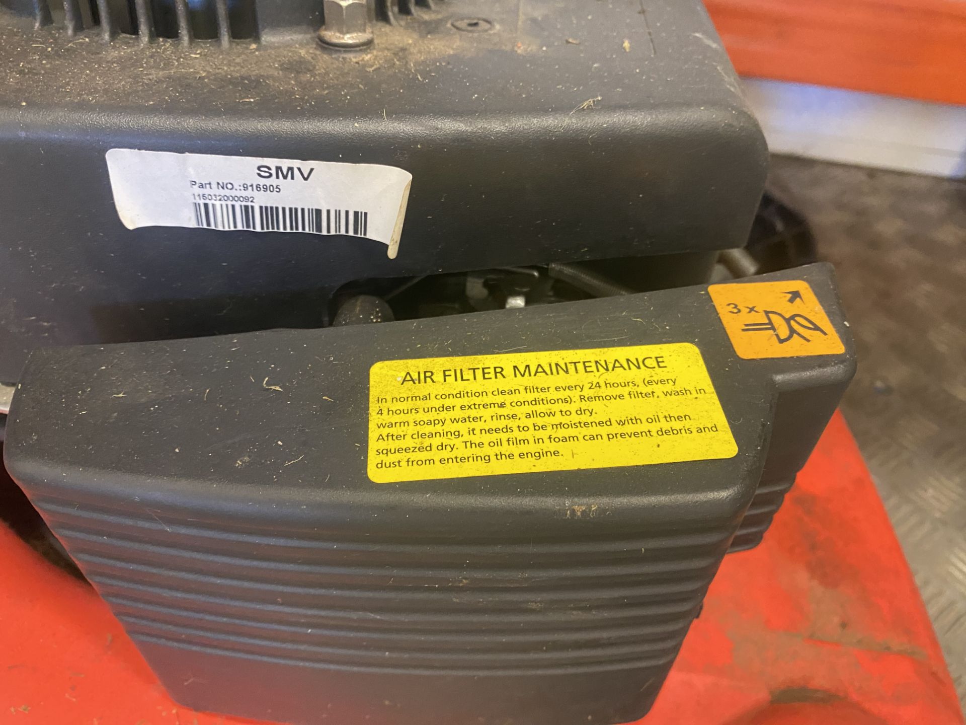 Unbranded petrol lawnmower (Working condition unknown) - Image 2 of 3