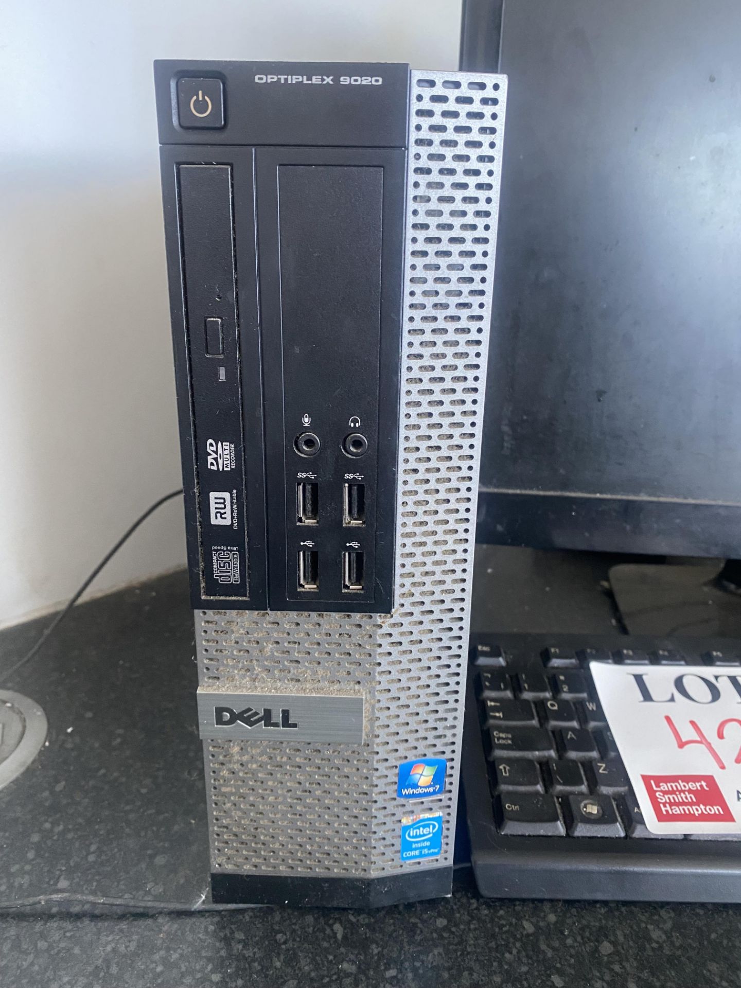 HP HP2211X monitor, Dell Optiplex 9020 PC with keyboard and mouse - Image 3 of 4