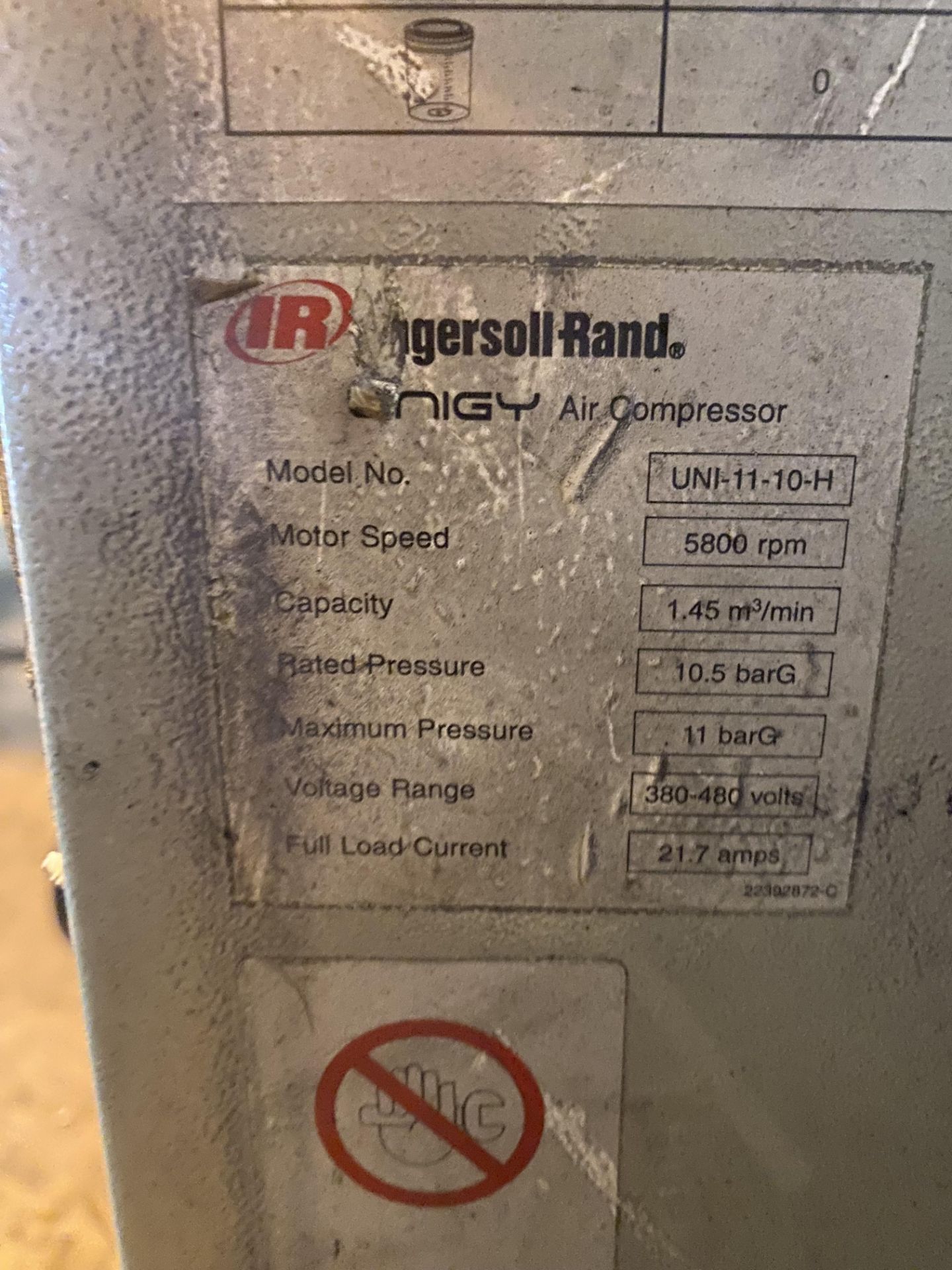 Ingersoll Rand receiver mounted air compressor, model UN1-11-10-H with Hiross Polestar refrigeration - Bild 4 aus 9